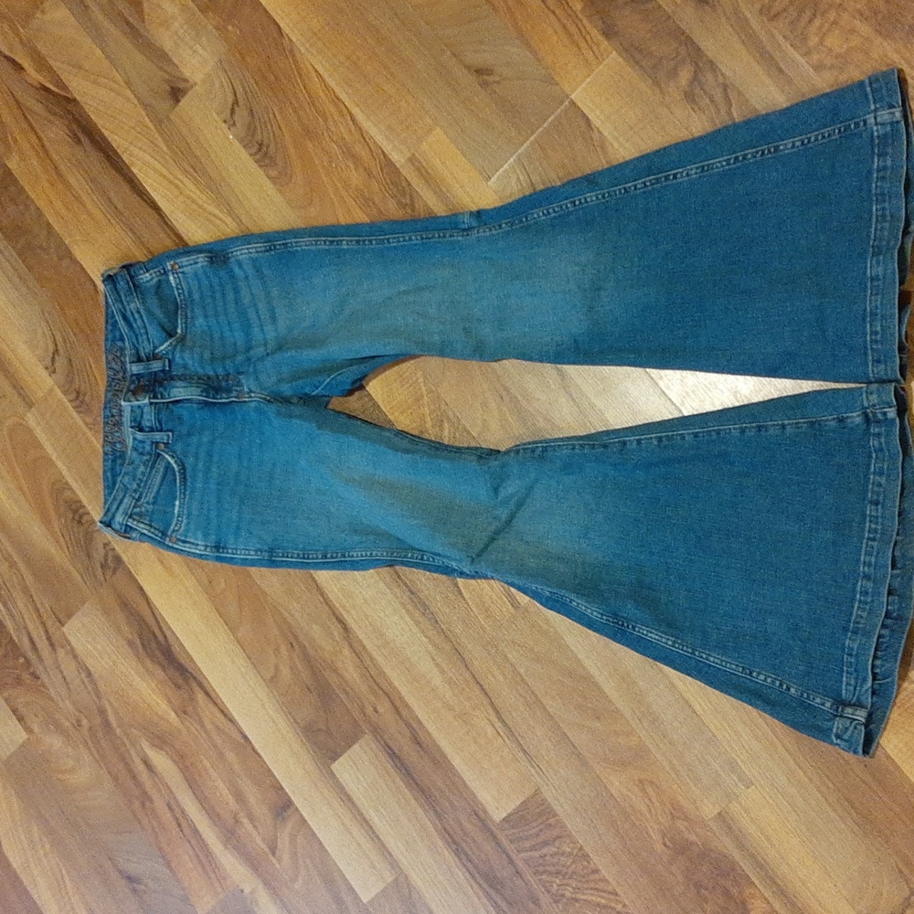 Wrangler flare jeans